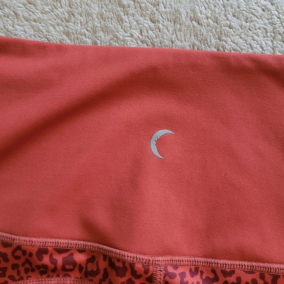 Zyia cropped leggings size 12 - Picture 8 of 10